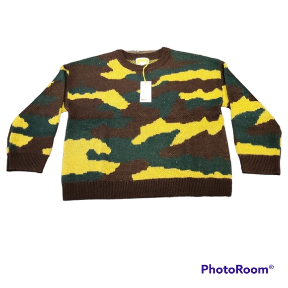 Oversized Camo Easy Crewneck Sweater,Yummy Sweater Co. Medium, NWT - Picture 6 of 10